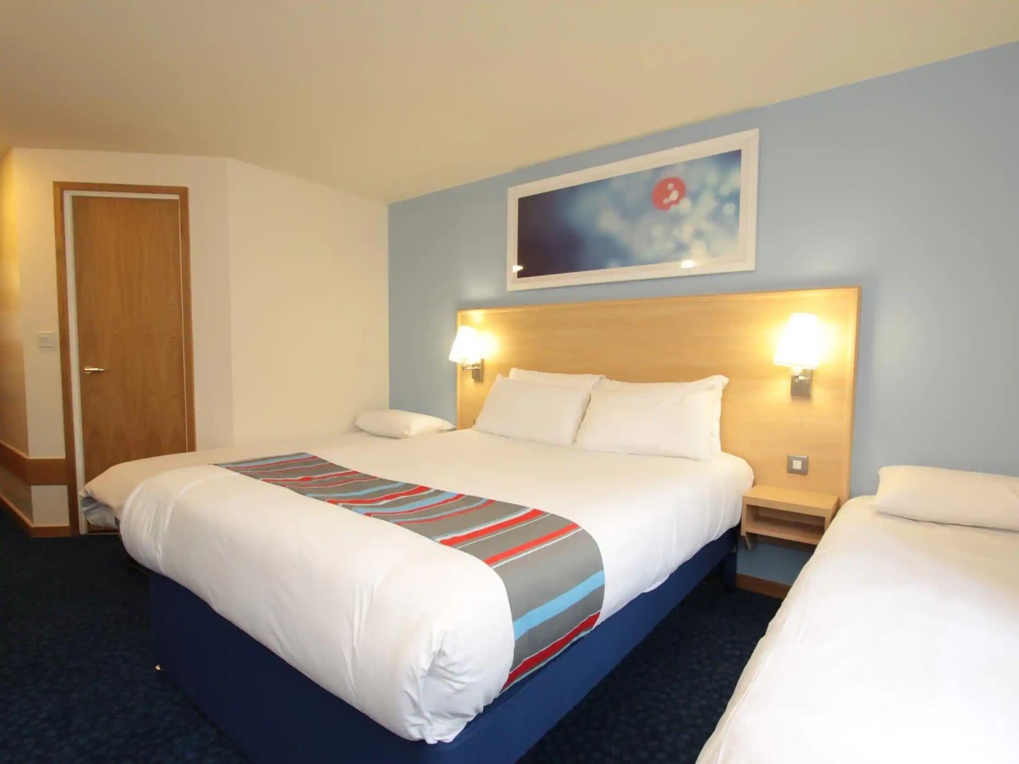 Travelodge Battersea Londra Exterior foto