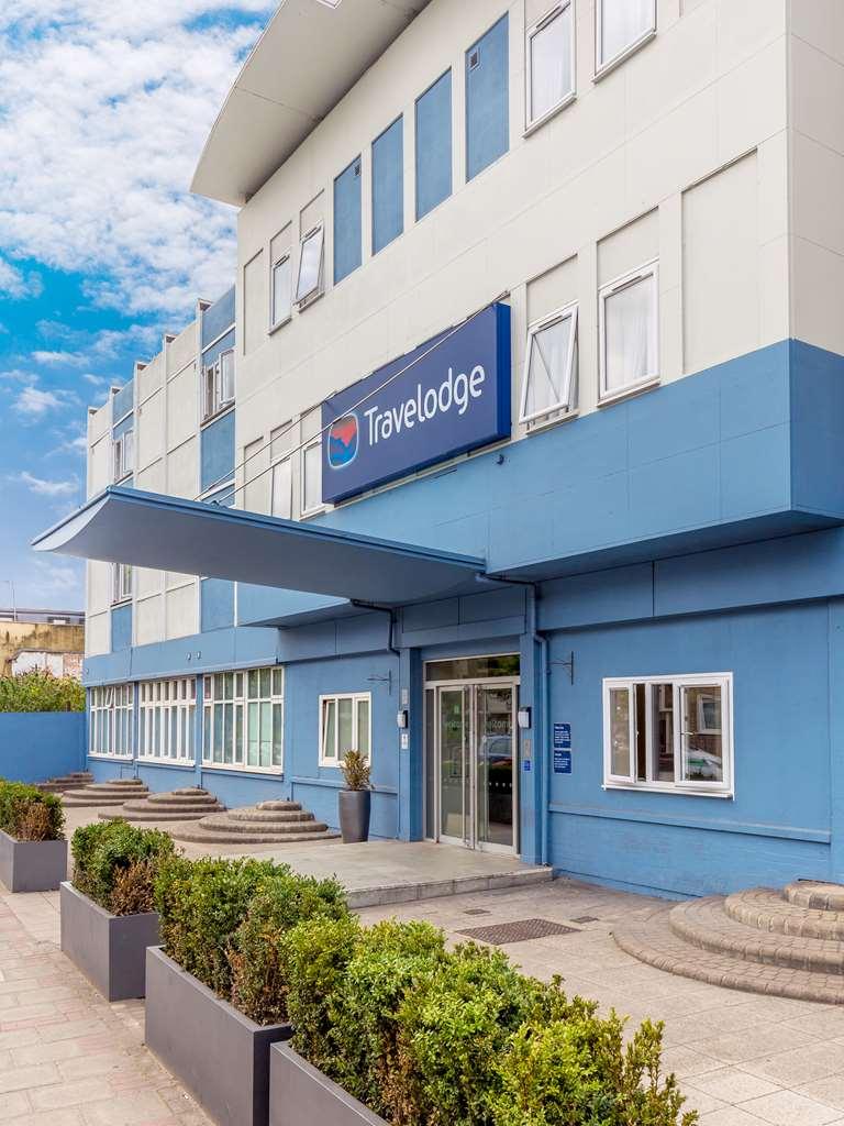 Travelodge Battersea Londra Exterior foto