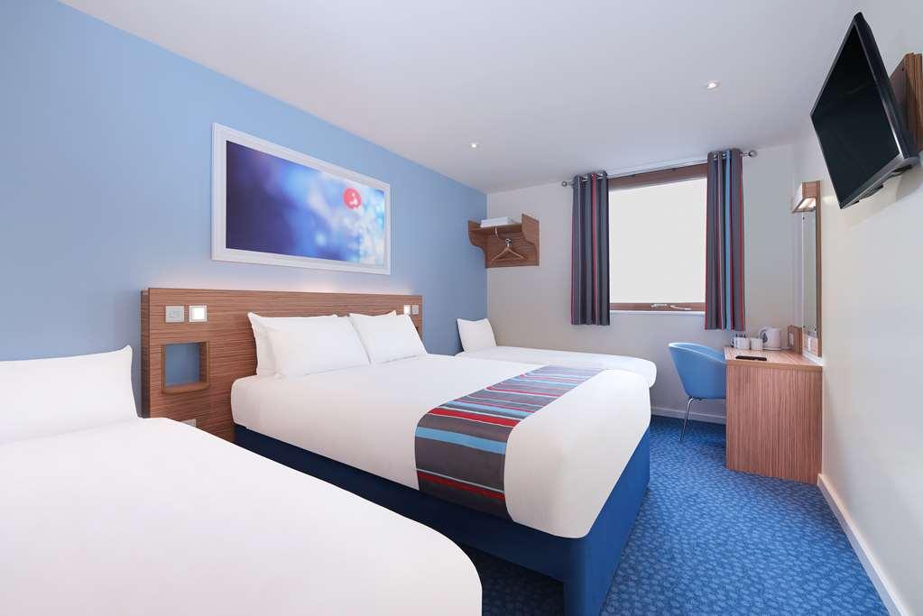 Travelodge Battersea Londra Cameră foto